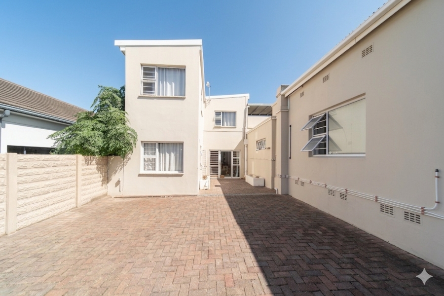 Commercial Property for Sale in Nahoon Eastern Cape